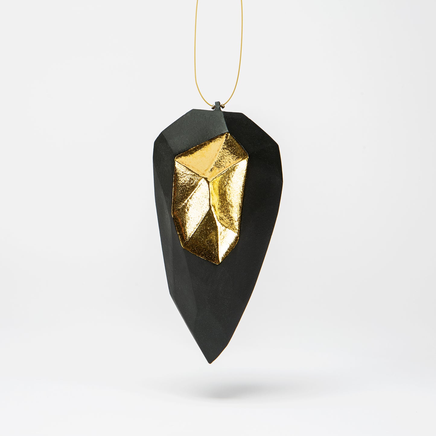 Juodas Žaisliukas varveklis